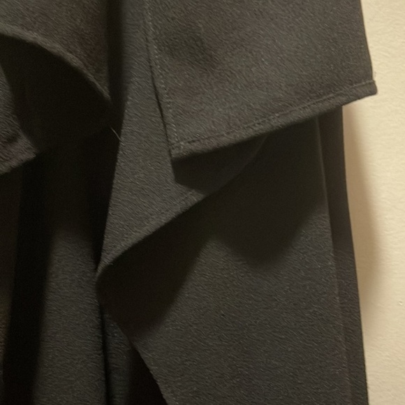 SLEEVELESS WATERFALL VEST - Picture 2 of 3